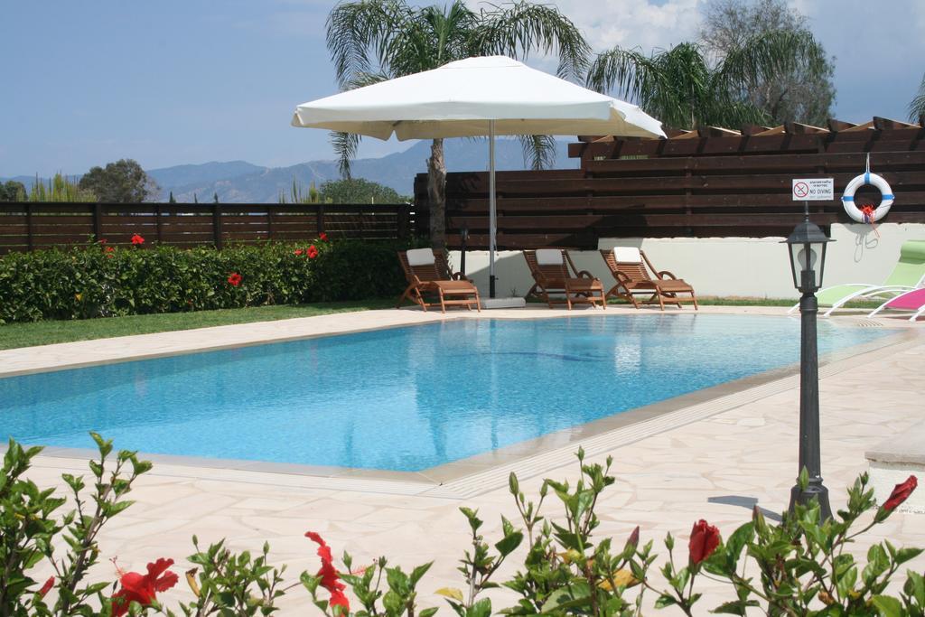 Paradise Latchi Villa 폴리스 객실 사진
